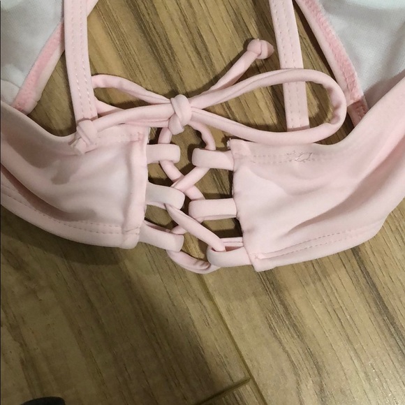 Pink Bikini - Picture 3 of 3